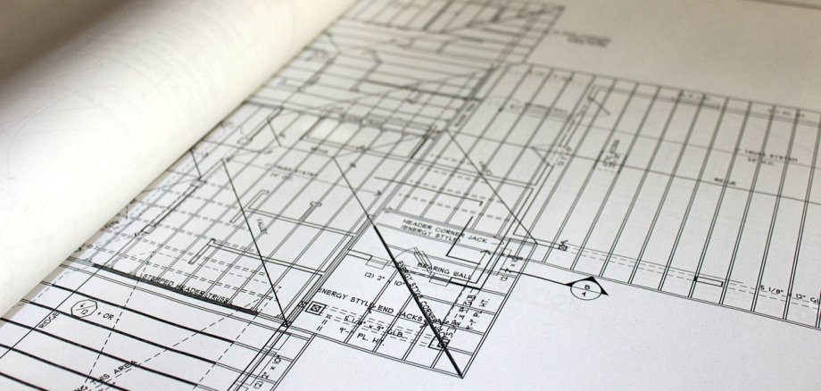 Architektenpläne als Symbolbild für Planung